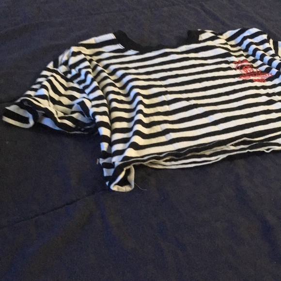 crop top - Picture 3 of 4